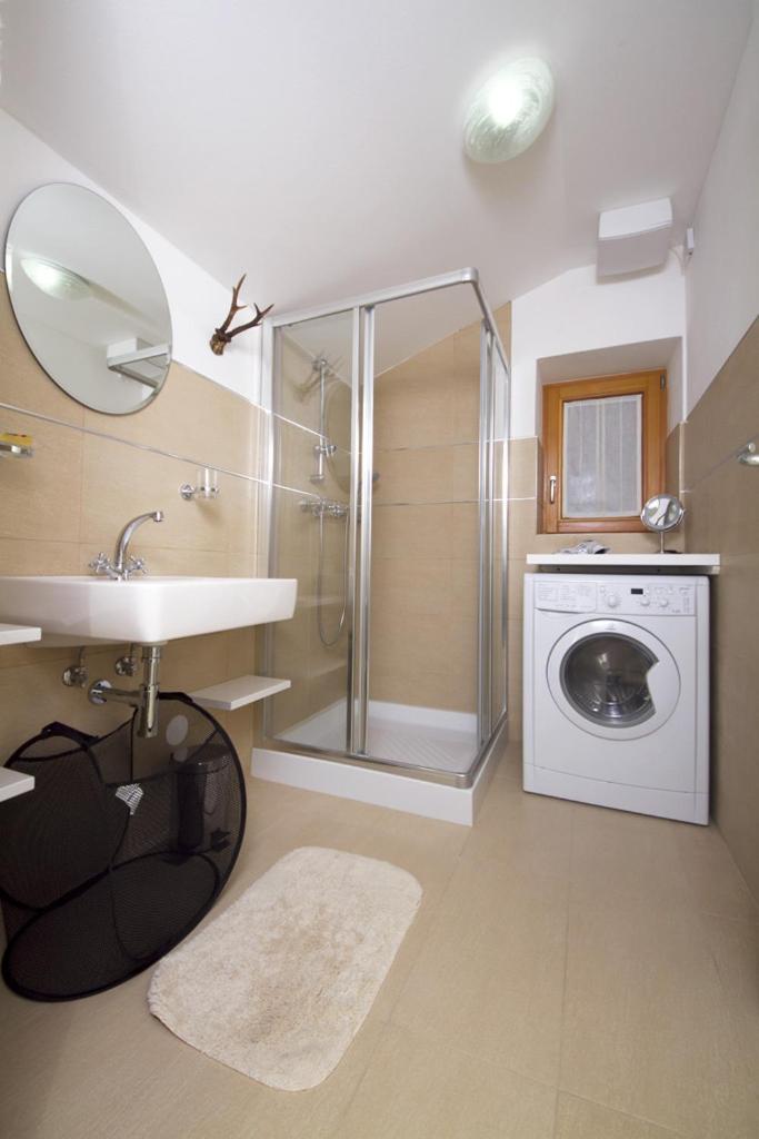 Apartments Mengore Толмин Екстер'єр фото